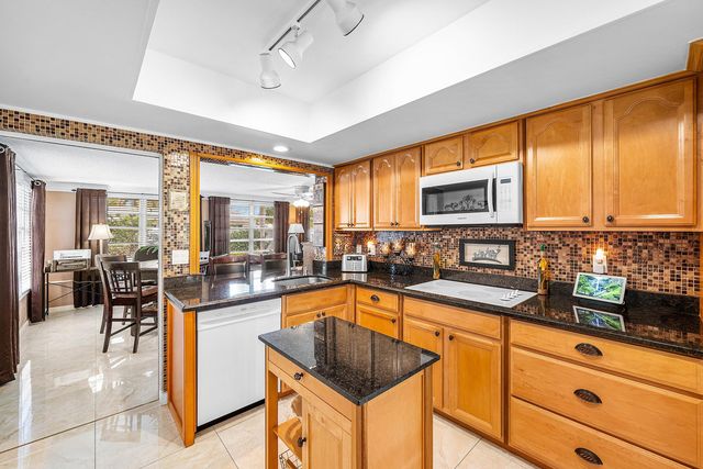 2741 NE 52nd Street, Lighthouse Point, FL 33064