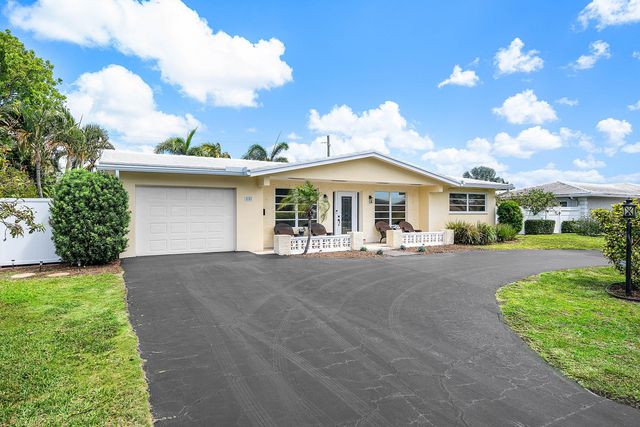 2741 NE 52nd Street, Lighthouse Point, FL 33064