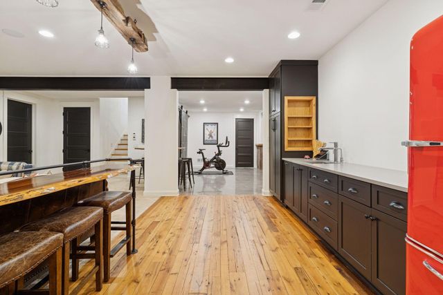 373 Park Street E, Wayzata, MN 55391