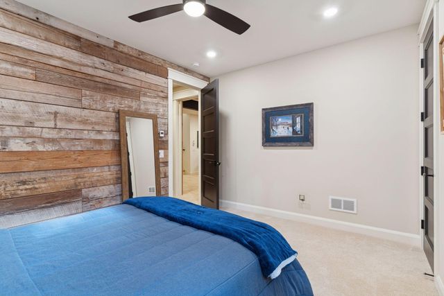 373 Park Street E, Wayzata, MN 55391