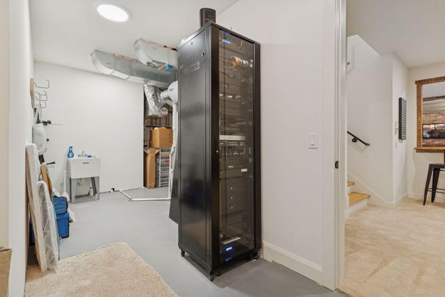 373 Park Street E, Wayzata, MN 55391