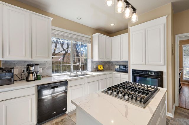 2116 Maidstone CV, Round Rock, TX 78664