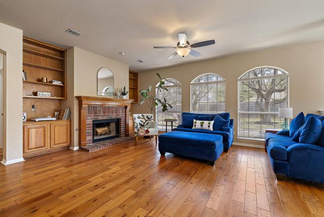 2116 Maidstone CV, Round Rock, TX 78664