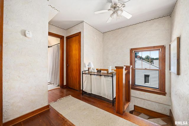 127 S EUCLID Avenue, East Peoria, IL 61611