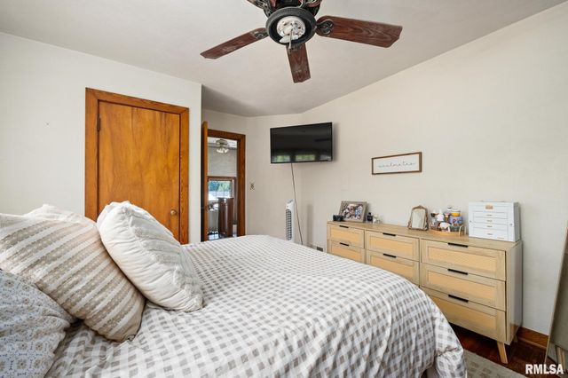 127 S EUCLID Avenue, East Peoria, IL 61611