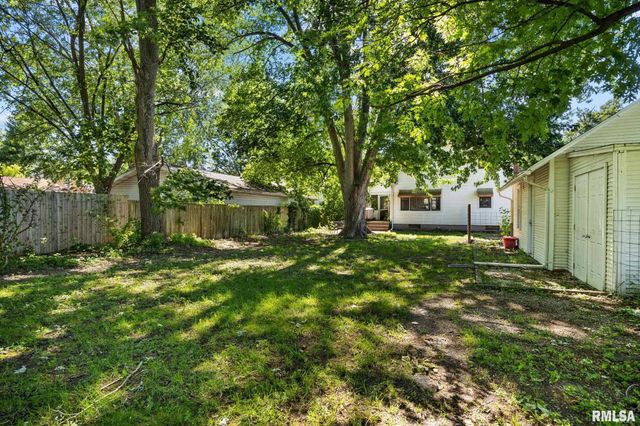 127 S EUCLID Avenue, East Peoria, IL 61611