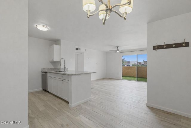 8055 E Thomas Road Unit B107, Scottsdale, AZ 85251