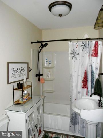 406 MARNE HWY, Hainesport, NJ 08036