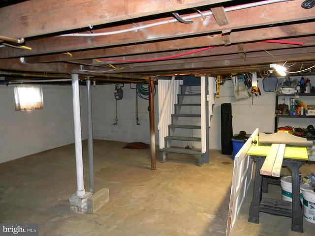 406 MARNE HWY, Hainesport, NJ 08036