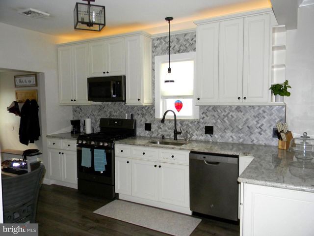 406 MARNE HWY, Hainesport, NJ 08036