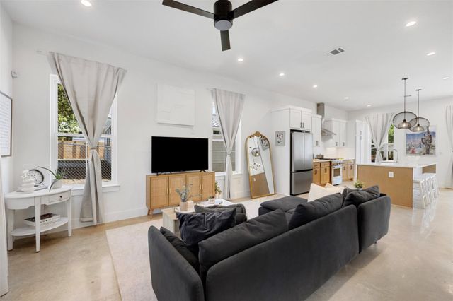 5007 Lott Ave 1, Austin, TX 78721