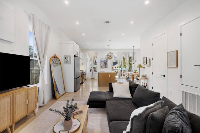 5007 Lott Ave 1, Austin, TX 78721