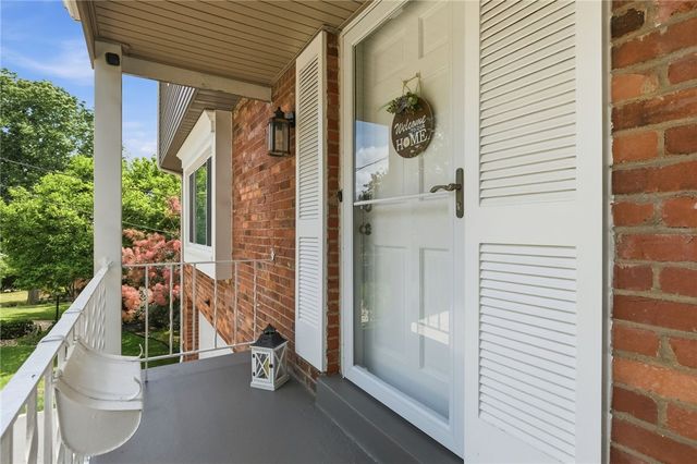 800 Hillaire Drive, Mt Lebanon, PA 15243