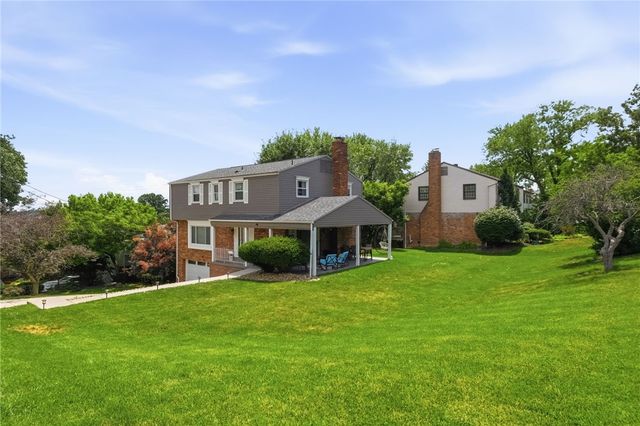 800 Hillaire Drive, Mt Lebanon, PA 15243
