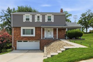 800 Hillaire Drive, Mt Lebanon, PA 15243
