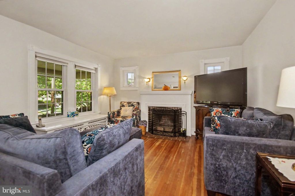 1435 LAWNDALE RD, HAVERTOWN, PA 19083 — photo 5