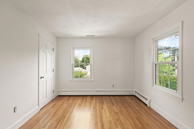 4 Berrywood Ln, Beverly, MA 01915