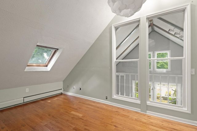 4 Berrywood Ln, Beverly, MA 01915