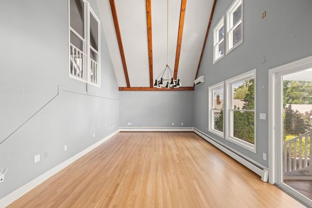 4 Berrywood Ln, Beverly, MA 01915