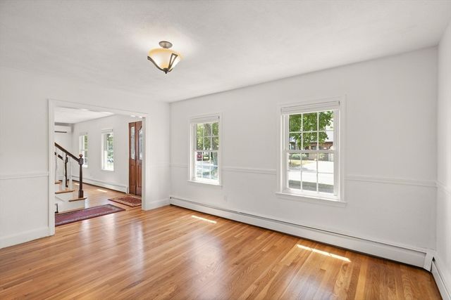 4 Berrywood Ln, Beverly, MA 01915