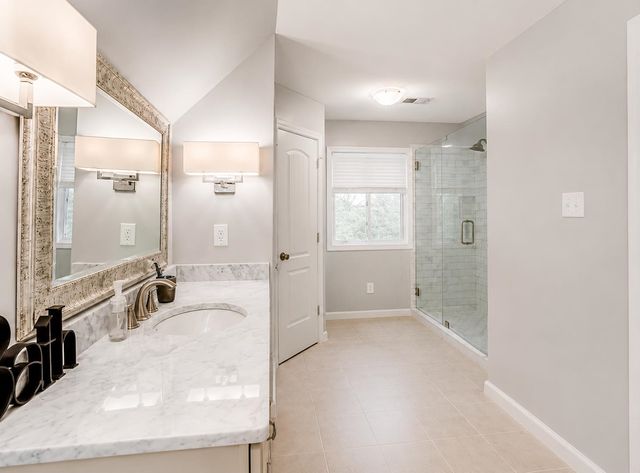 7199 PLANTATION CIR, Germantown, TN 38138