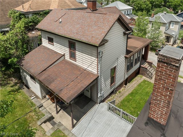 415 Whitely Street, Bridgeport, OH 43912