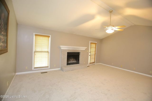 3107 Thoroughbred Ct, Crestwood, KY 40014