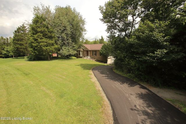 3107 Thoroughbred Ct, Crestwood, KY 40014