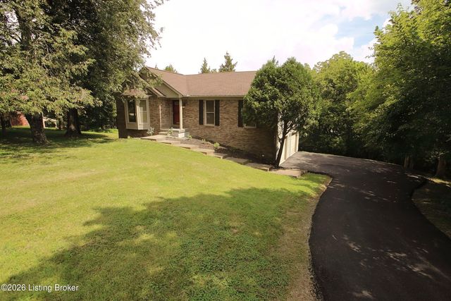 3107 Thoroughbred Ct, Crestwood, KY 40014