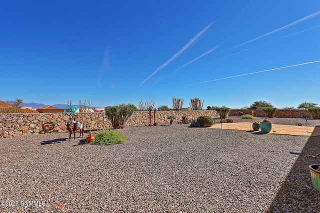 1216 Titania Court, Las Cruces, NM 88007