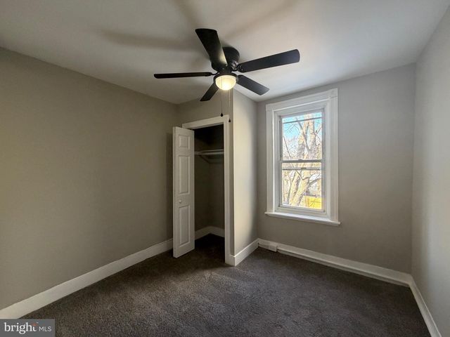 425 VIOLA ST, Camden, NJ 08104