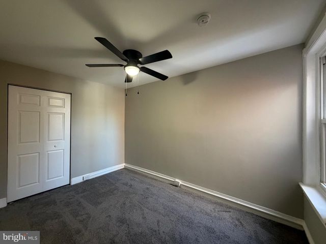 425 VIOLA ST, Camden, NJ 08104