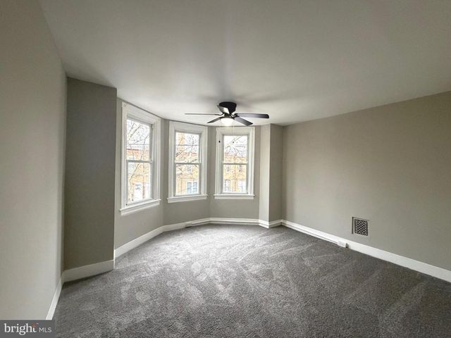 425 VIOLA ST, Camden, NJ 08104