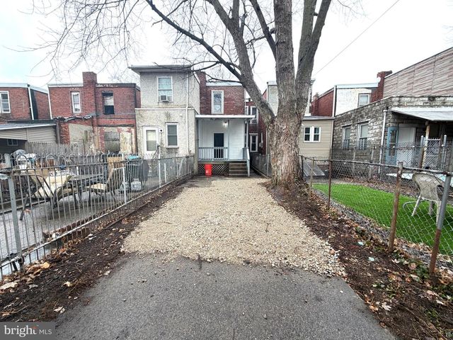 425 VIOLA ST, Camden, NJ 08104