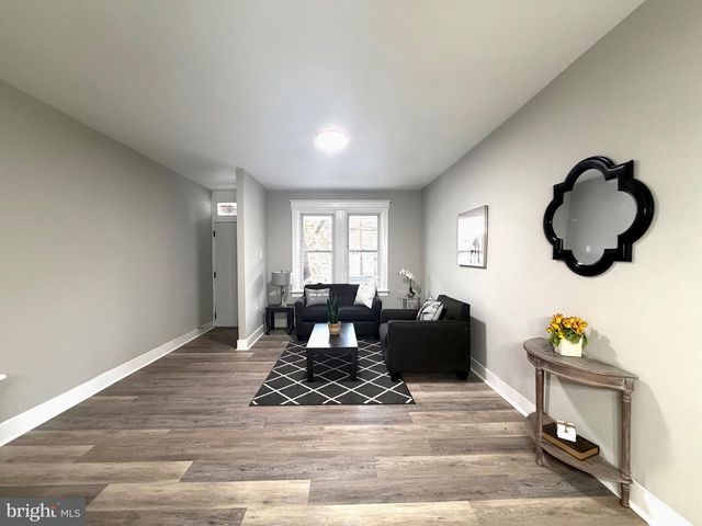 425 VIOLA ST, Camden, NJ 08104