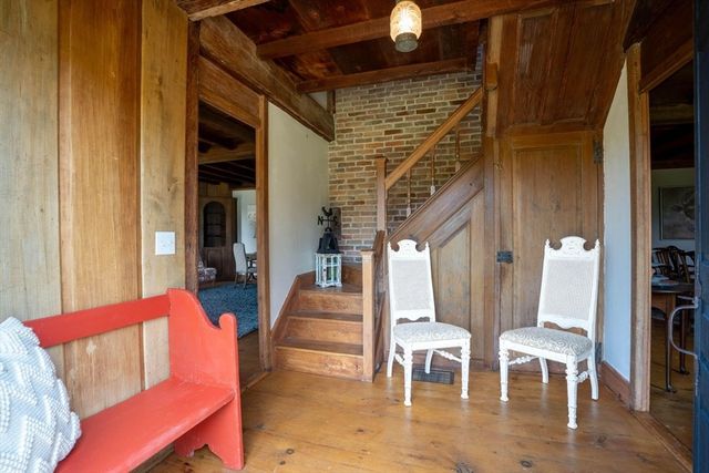 47 East St, Middleton, MA 01949