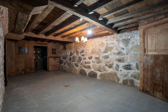 47 East St, Middleton, MA 01949