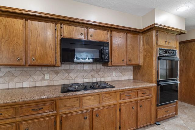 460 Dover Lane, Spring, TX 77373