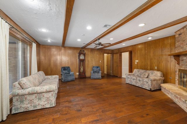 460 Dover Lane, Spring, TX 77373