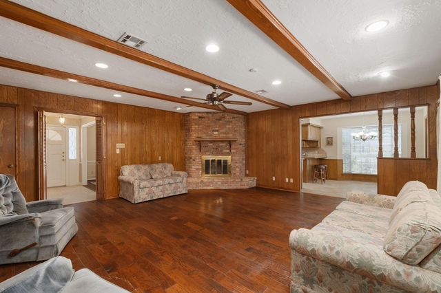 460 Dover Lane, Spring, TX 77373