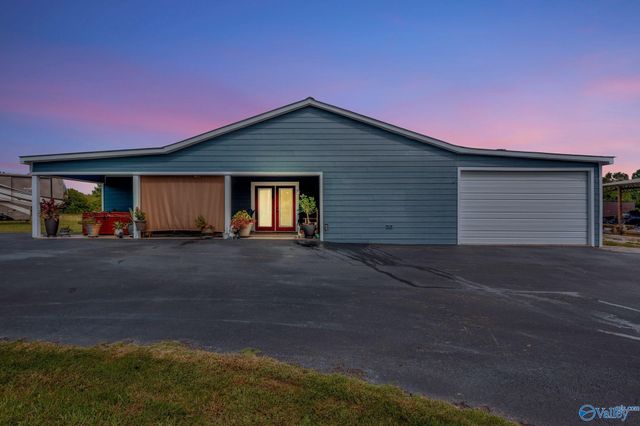 5640 County Road 108, Town Creek, AL 35672