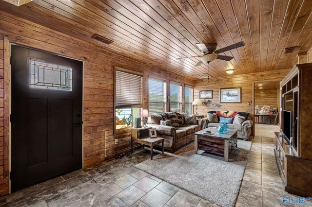 5640 County Road 108, Town Creek, AL 35672