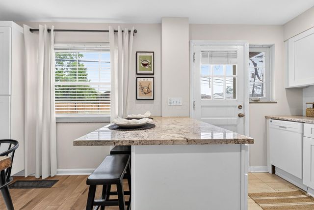 1866 Northwest Boulevard, 16D, Columbus, OH 43212