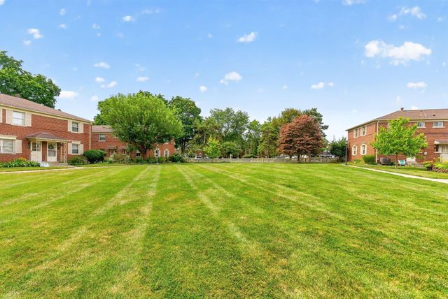 1866 Northwest Boulevard, 16D, Columbus, OH 43212