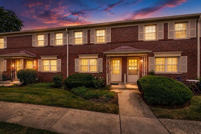 1866 Northwest Boulevard, 16D, Columbus, OH 43212