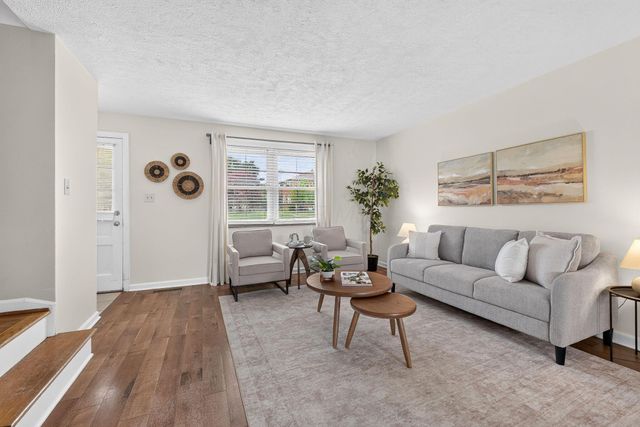 1866 Northwest Boulevard, 16D, Columbus, OH 43212