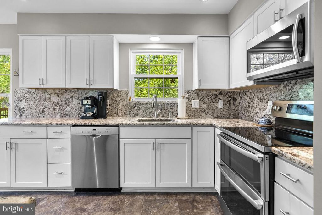 Image 11 of property listing at 3128 MEMORY LN, Silver Spring, MD 20904