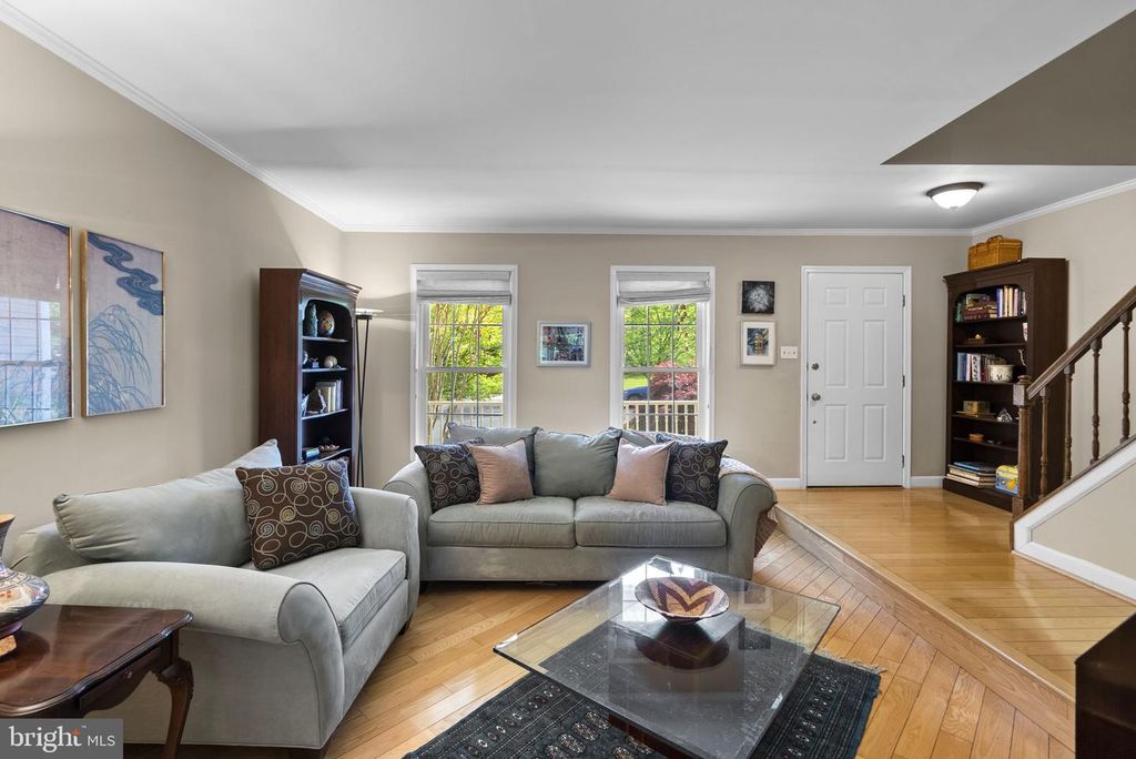 Image 5 of property listing at 3128 MEMORY LN, Silver Spring, MD 20904