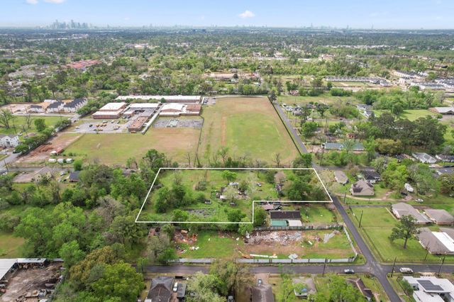 6302 Tuskegee Street, Houston, TX 77091
