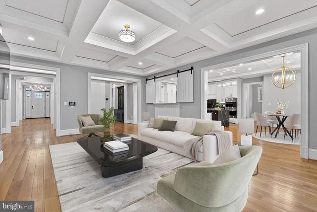 7002 RIVER OAKS DR, Mclean, VA 22101